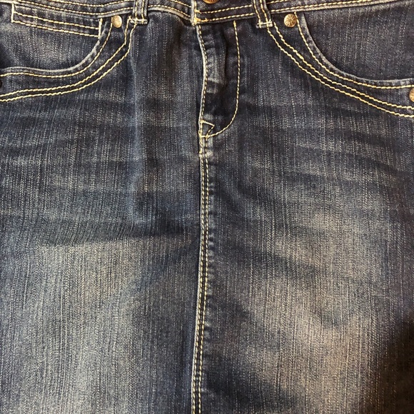 EUC Women’s Revolution by Ricki’s Denim Skirt - Picture 4 of 6